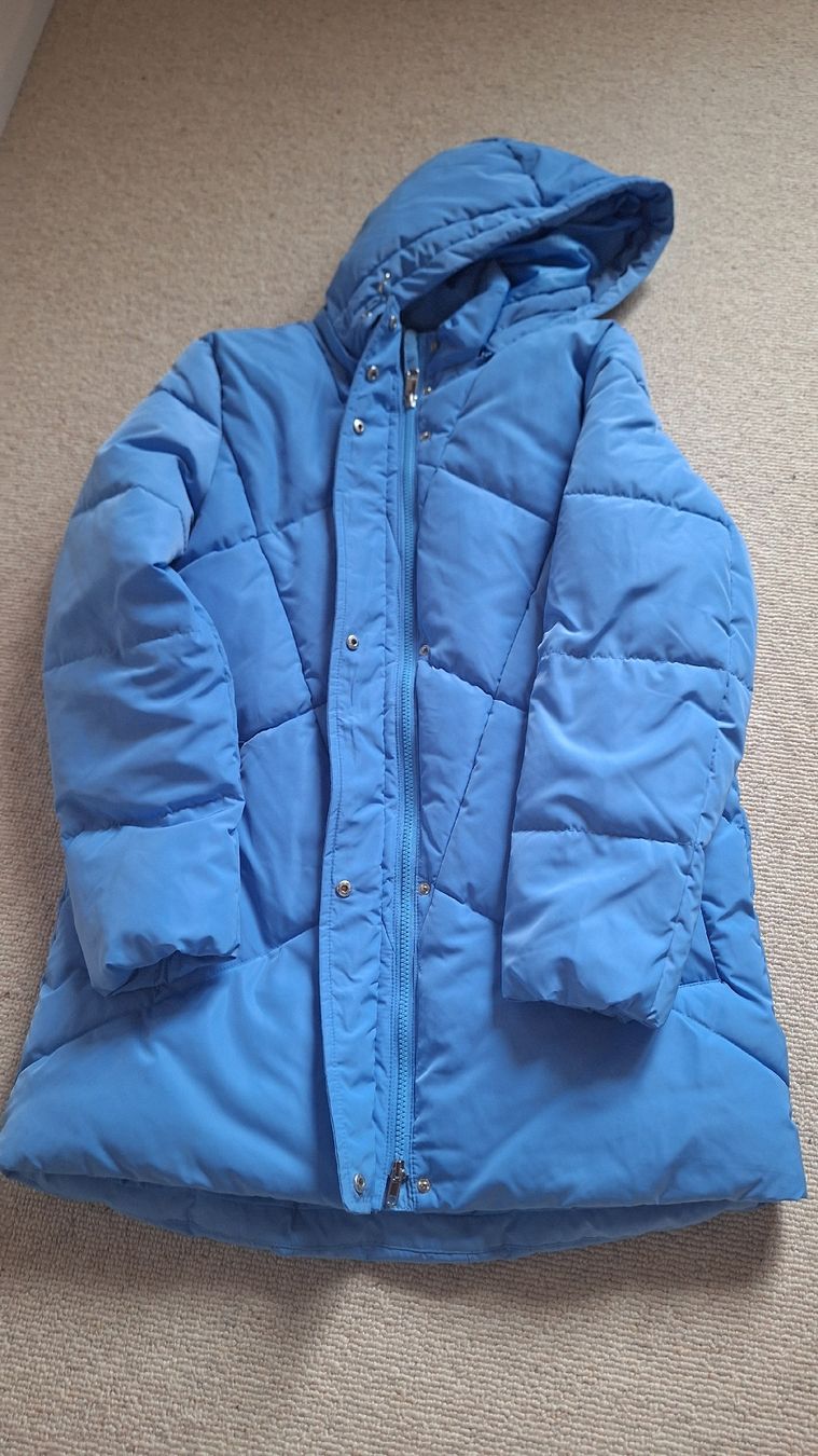Lots de vêtements: Bonita Jacke und 3 neue Pullover – Neuf (Voir description) à werdenberg par Nsmilles 1