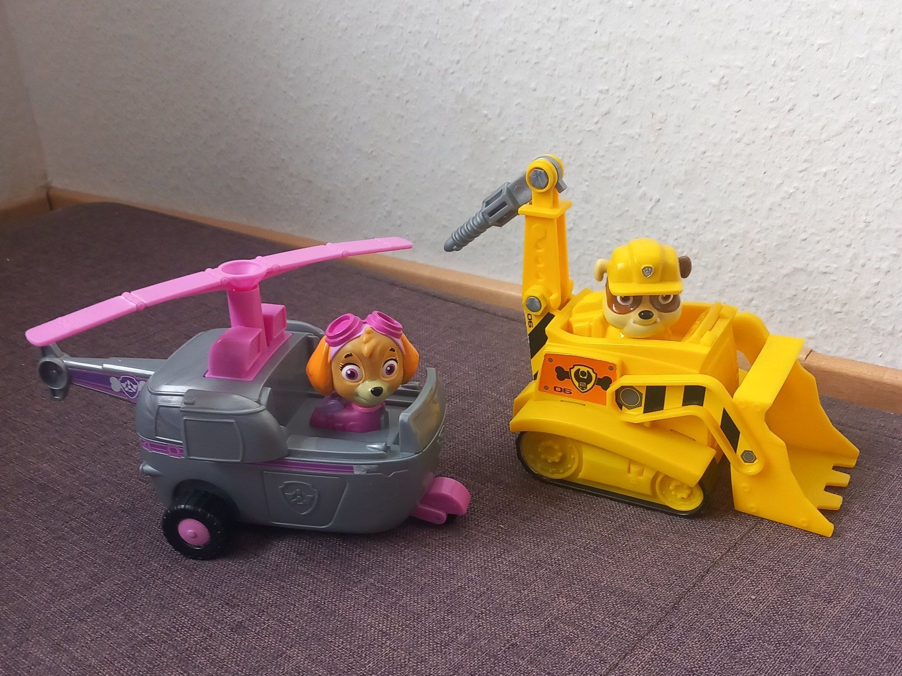 Giocattoli: PAW PATROL Skye und Rubble – Usato da Bronschhofen venduto da magda_m