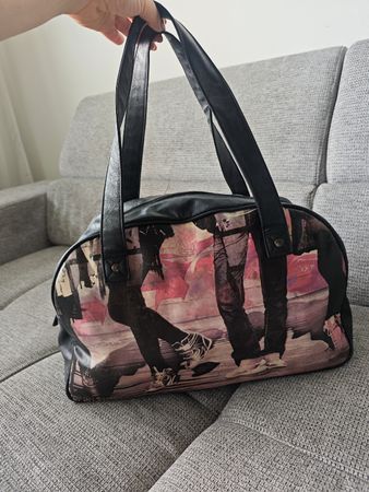 Vintage Weekend / Gym Bag - Unique Street Art Design!