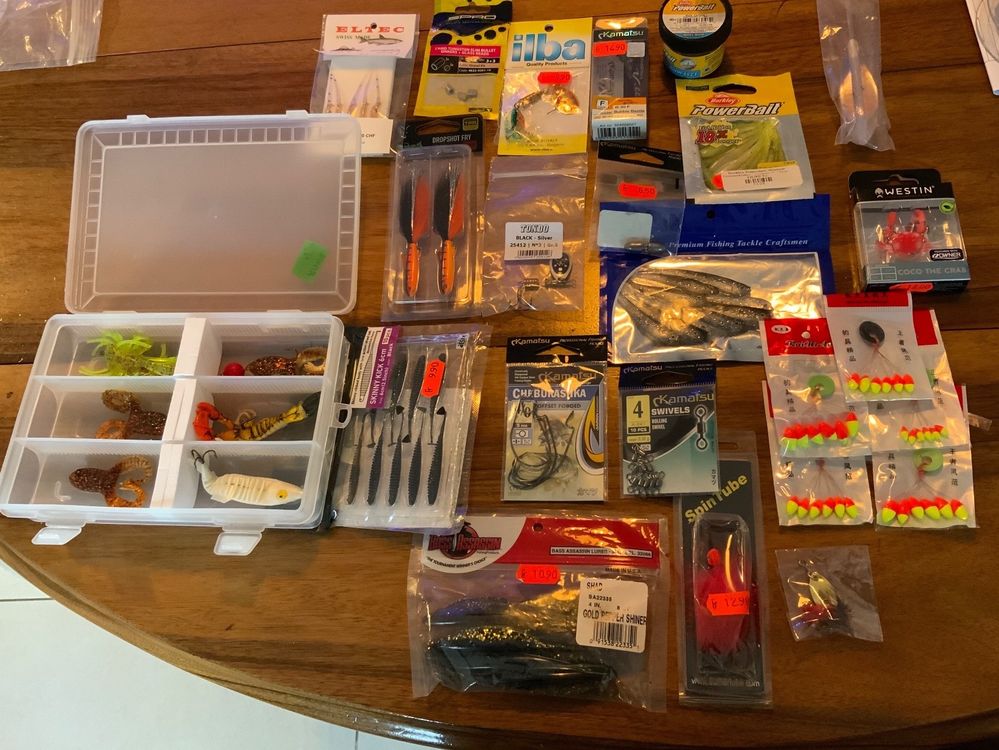 Lot De Matériel De Pêche Neuf - Mouches, Bobbers, Etc. - Jamais Utilisé, USA