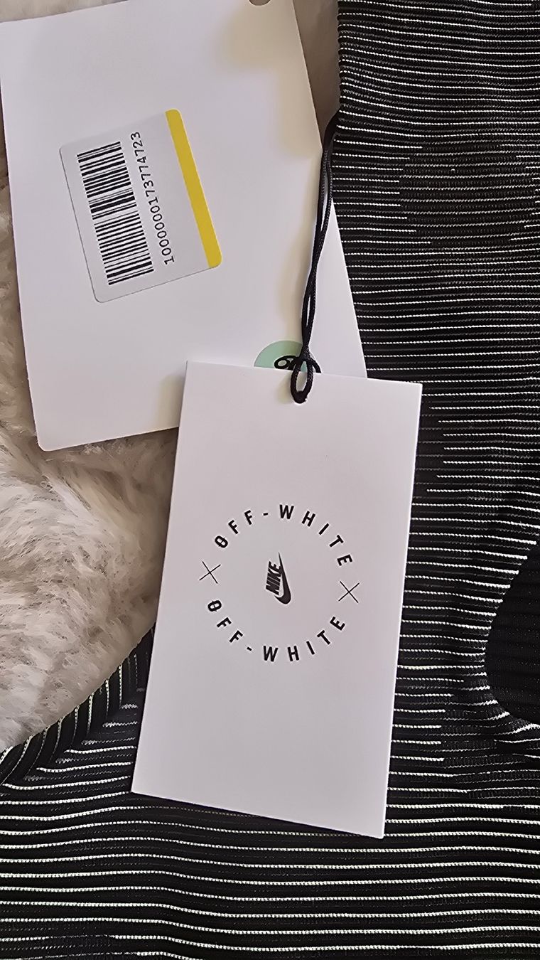 Nike Top: nike x off White – Nuovo e nell'imballaggio originale da La Neuveville venduto da p.sto 3