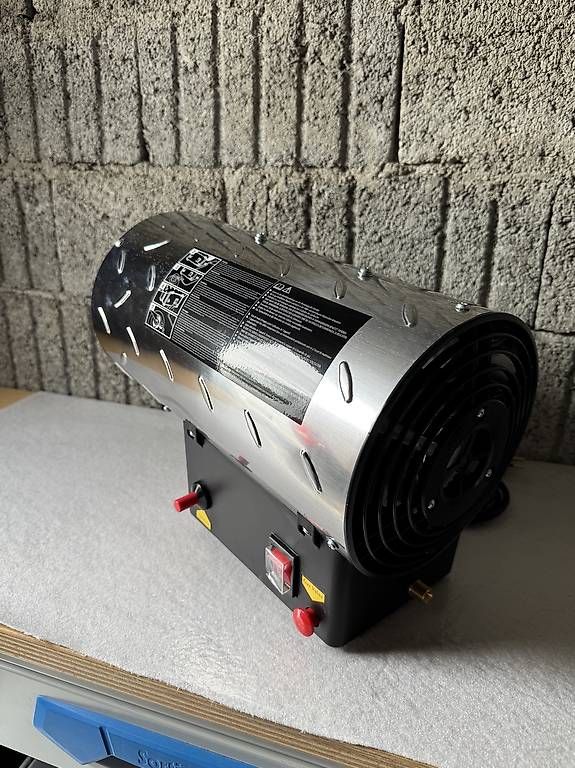 Radiatori: Heizgerät Rowi 10KW Inox – Usato da Cham venduto da Andrin_21 1