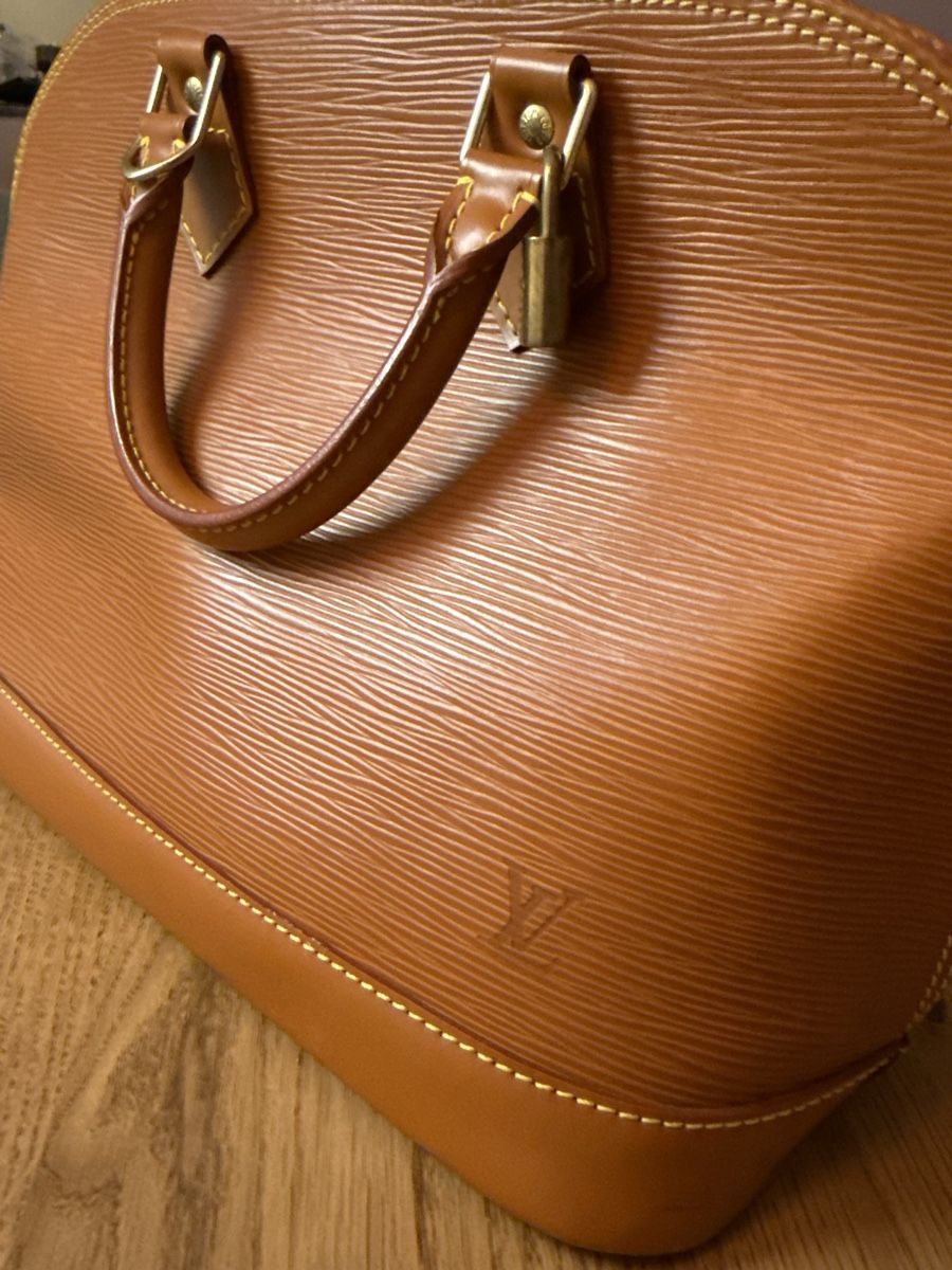 Borse da donna: Louis Vuitton Alma Epi – Usato da Glattpark(Opfikon) venduto da mdnts 3