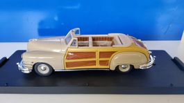 Modellauto CHRYSLER Town & Country 1/43 Vitesse 490