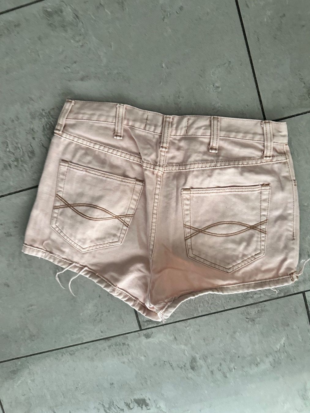 Abercrombie Jeans: Shorts Abercrombie W27 – Nuovo (secondo la descrizione) da Bolligen venduto da chaetzli1133 1