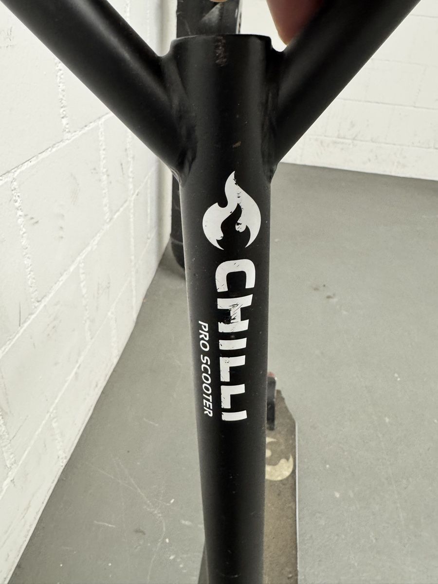 Chilli Kickboard: Roller CHILLI PRO SCOOTER black used 33 characters – Usato da Möhlin venduto da franky76 2