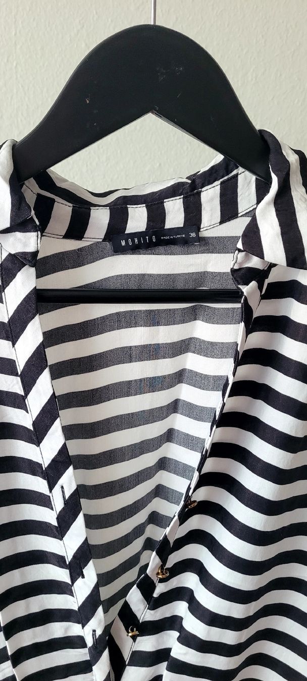 Vestiti: Gestreiftes Kleid von MOHITO Gr 36 neu – Nuovo (secondo la descrizione) da Emmenbrücke venduto da gatasalvache 1