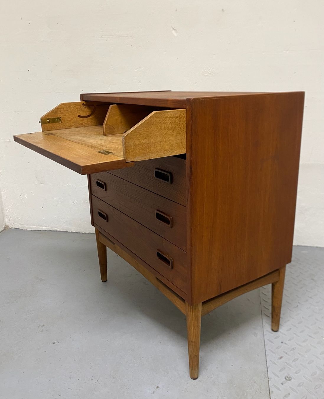 Cassettiere: Teak Kommode Sekretär Danisch MCM Vintage – Usato da Basel venduto da MidMod20C 4