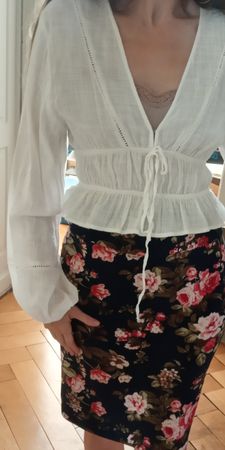Romantische Bluse mit Raffungen zu Nile Odd Molly