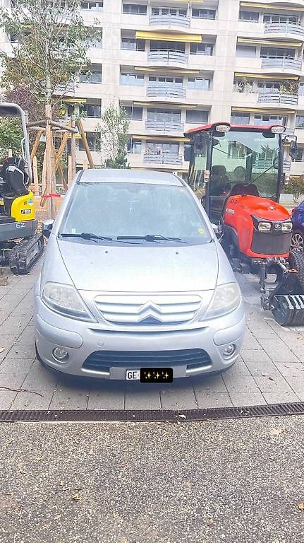 Citroën Automobili: Citroën C3 automatique – Usato da Onex venduto da rgi_l2fv 2