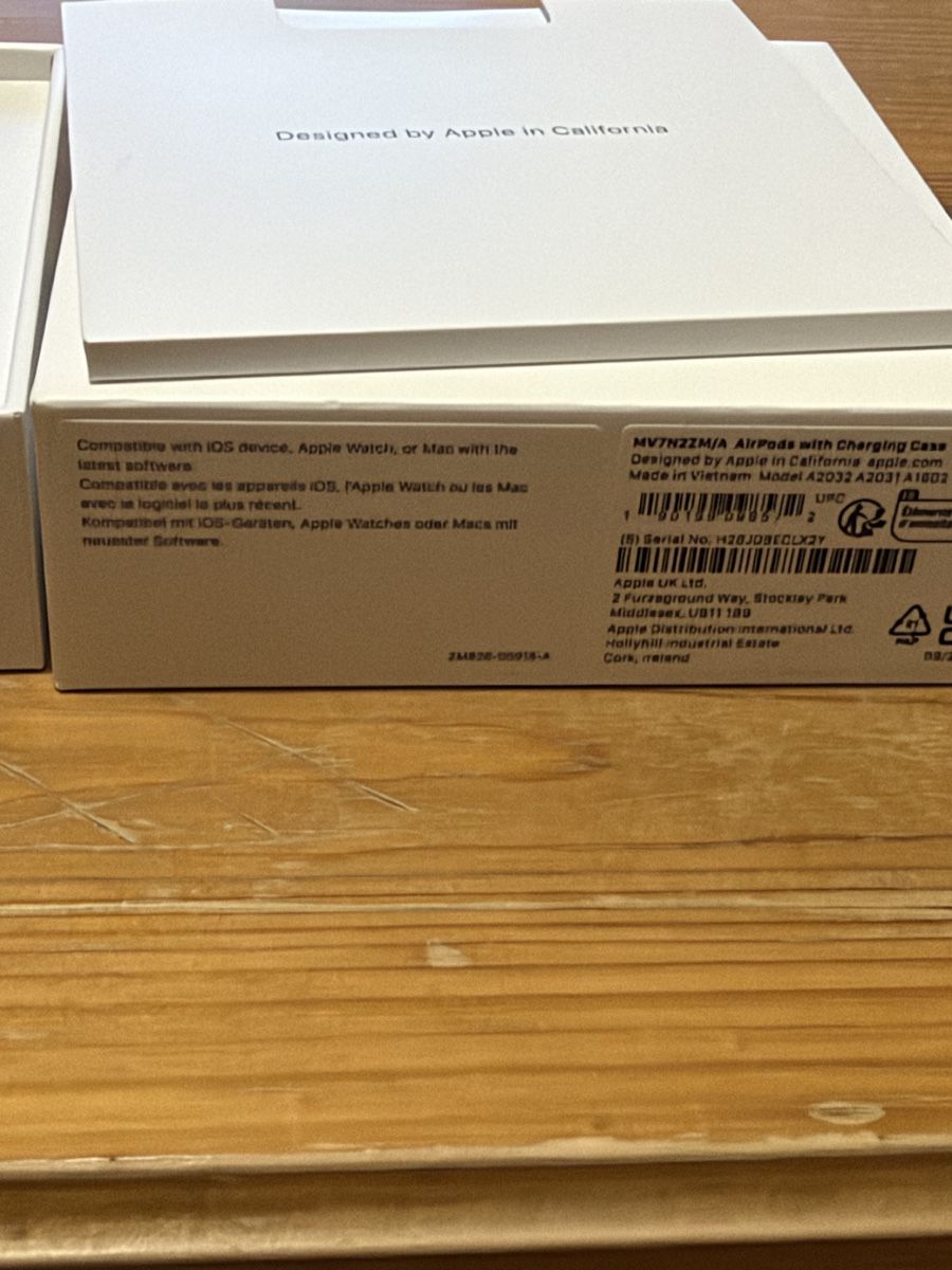Apple Kopfhörer: Apple AirPods 2 with Charging Case  – Gebraucht aus Flumserberg tannenboden alp von pedroredshoes 5