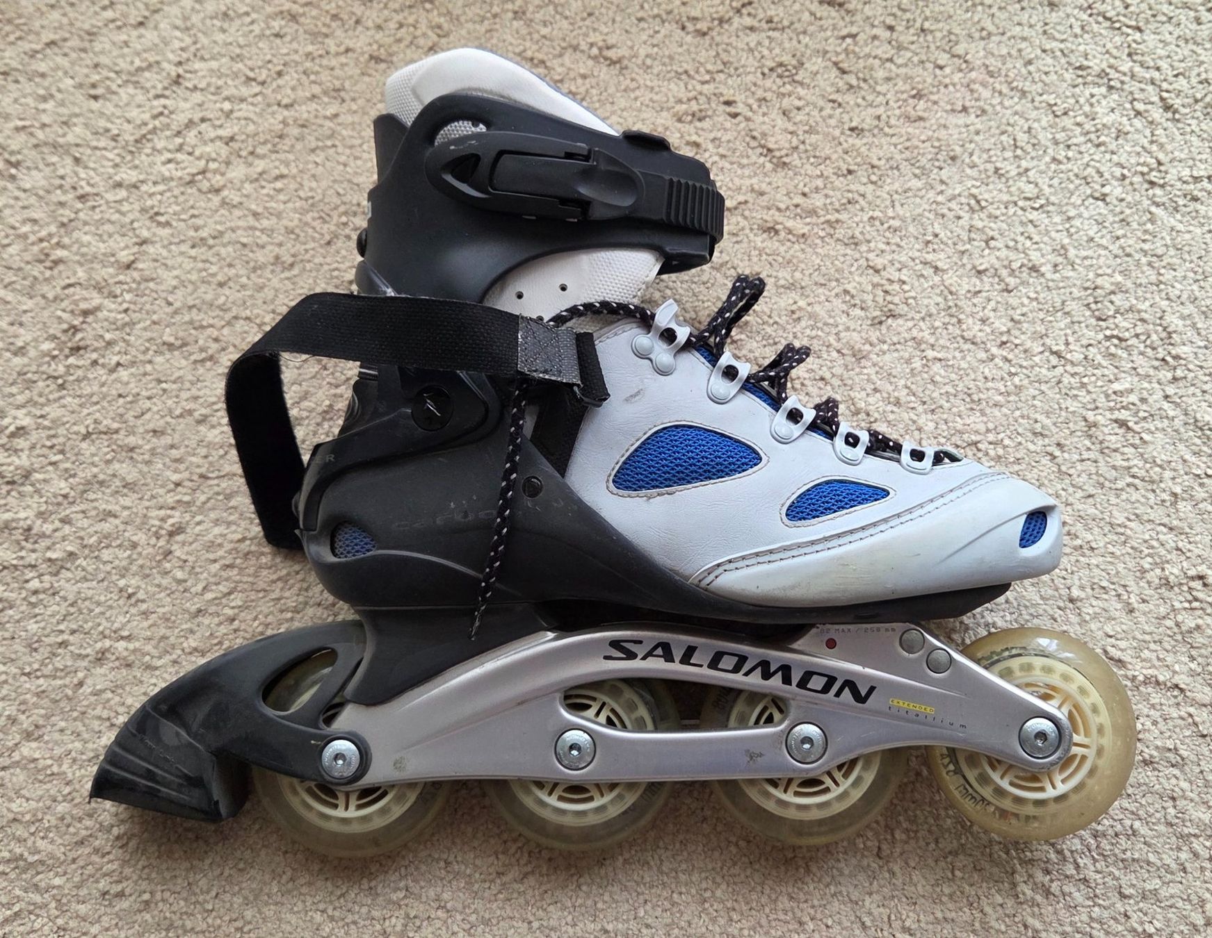 Salomon Inline-Skating & Rollschuhe: Inline Skates Women's Gr. 38 mit Schoner – Gebraucht aus Dübendorf von Wombatz
