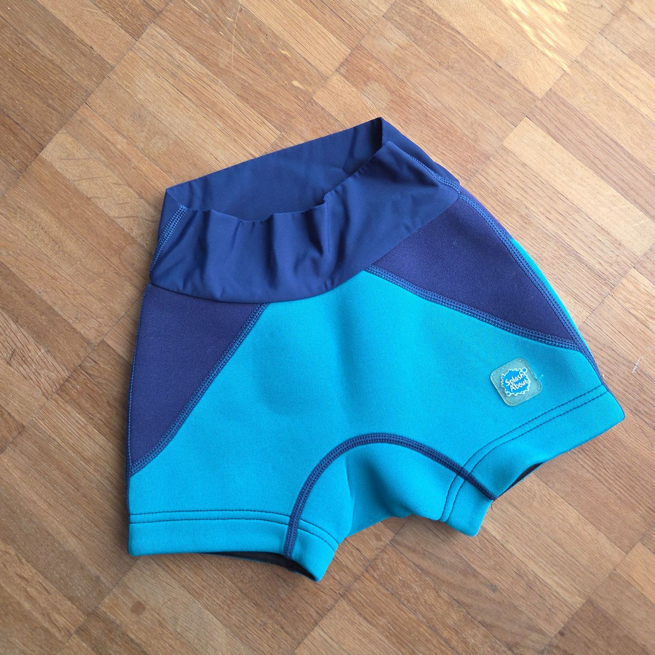 Secchi per pannolini & Pannolini: Splash About Schwimmwindel Gr. 4-5 Jahre – Usato da Näfels venduto da CH.Kchlineknopf