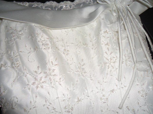 Vestiti: Brautkleid 34/36 – Nuovo (secondo la descrizione) da Gretzenbach venduto da LSXS 3