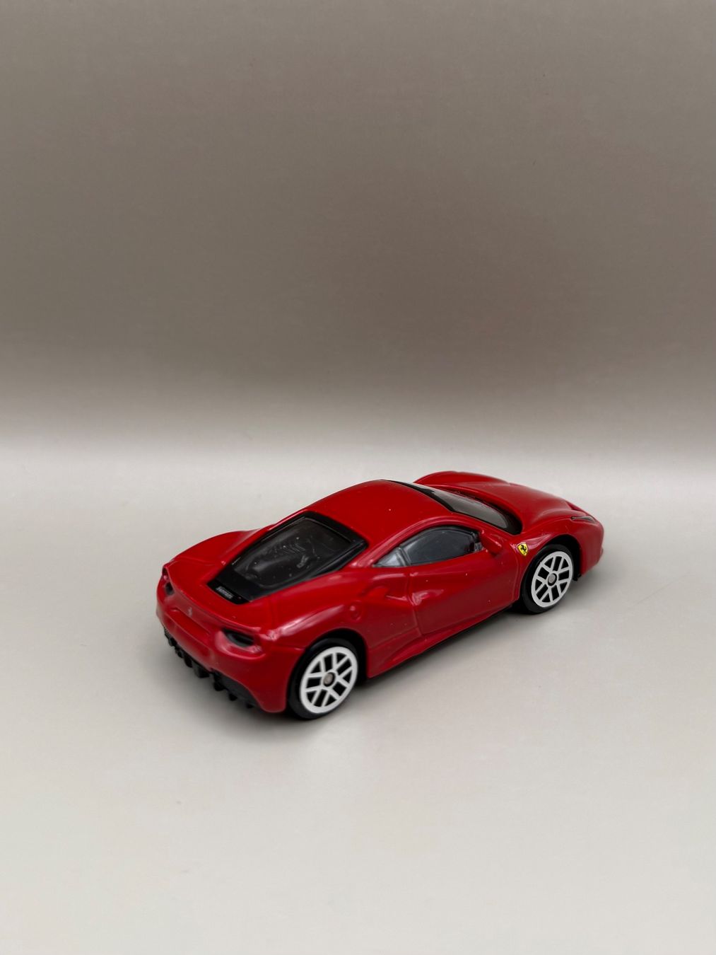 Bburago Modellini d'auto: FERRARI 488 GTB 1/64 – Nuovo (secondo la descrizione) da Münsingen venduto da bagose5 1