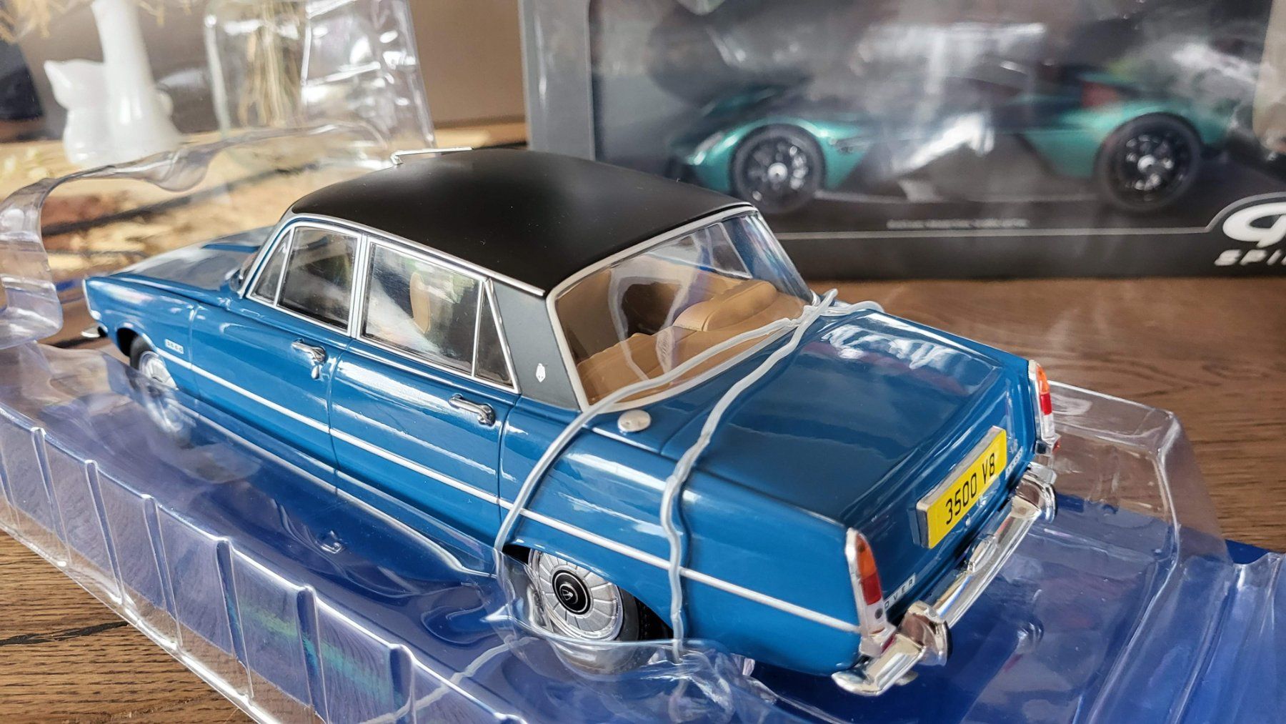Voitures modèles: Rover 3500 V8 1:18 MCG – D'occasion à Rothrist par Juana5 2