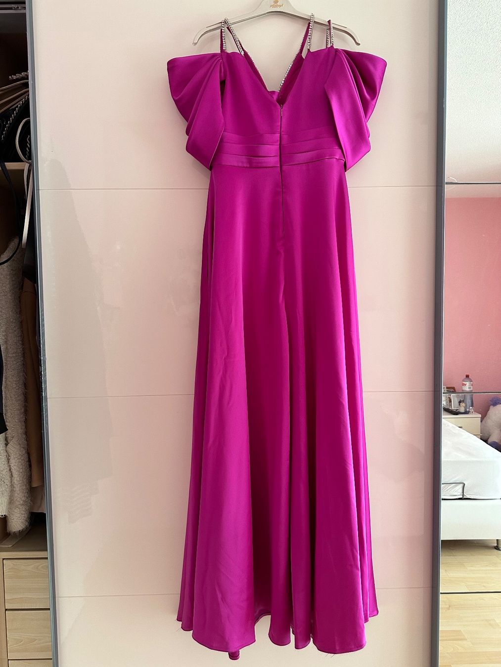 Vestiti: Satin pinkes Abendkleid mit Strassträgern Grösse 40 – Usato da Triengen venduto da nes_l8cj 3