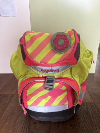 Ergobag Schulrucksack neon gelb pink guter Zustand