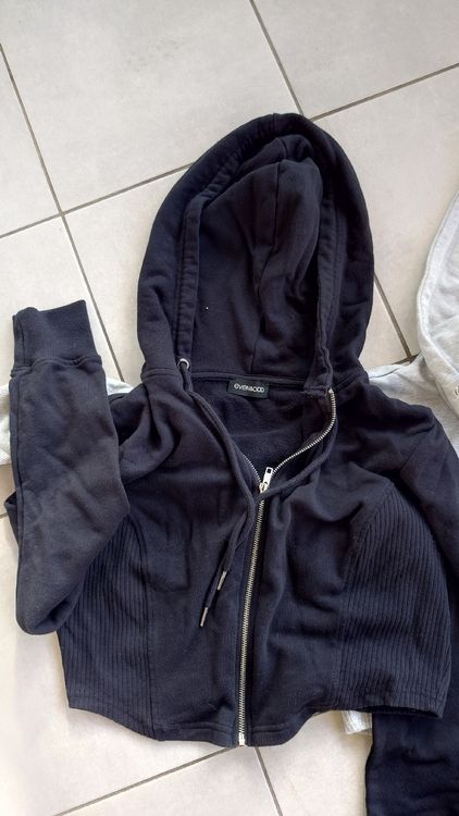 Lotti di vestiti: Even&Odd, Kapuzen Jäckli grau+schwarz, L/XL – Usato da Wattwil venduto da LaLa90 2