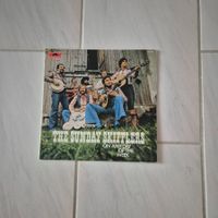 THE SUNDAY SKIFFLERS