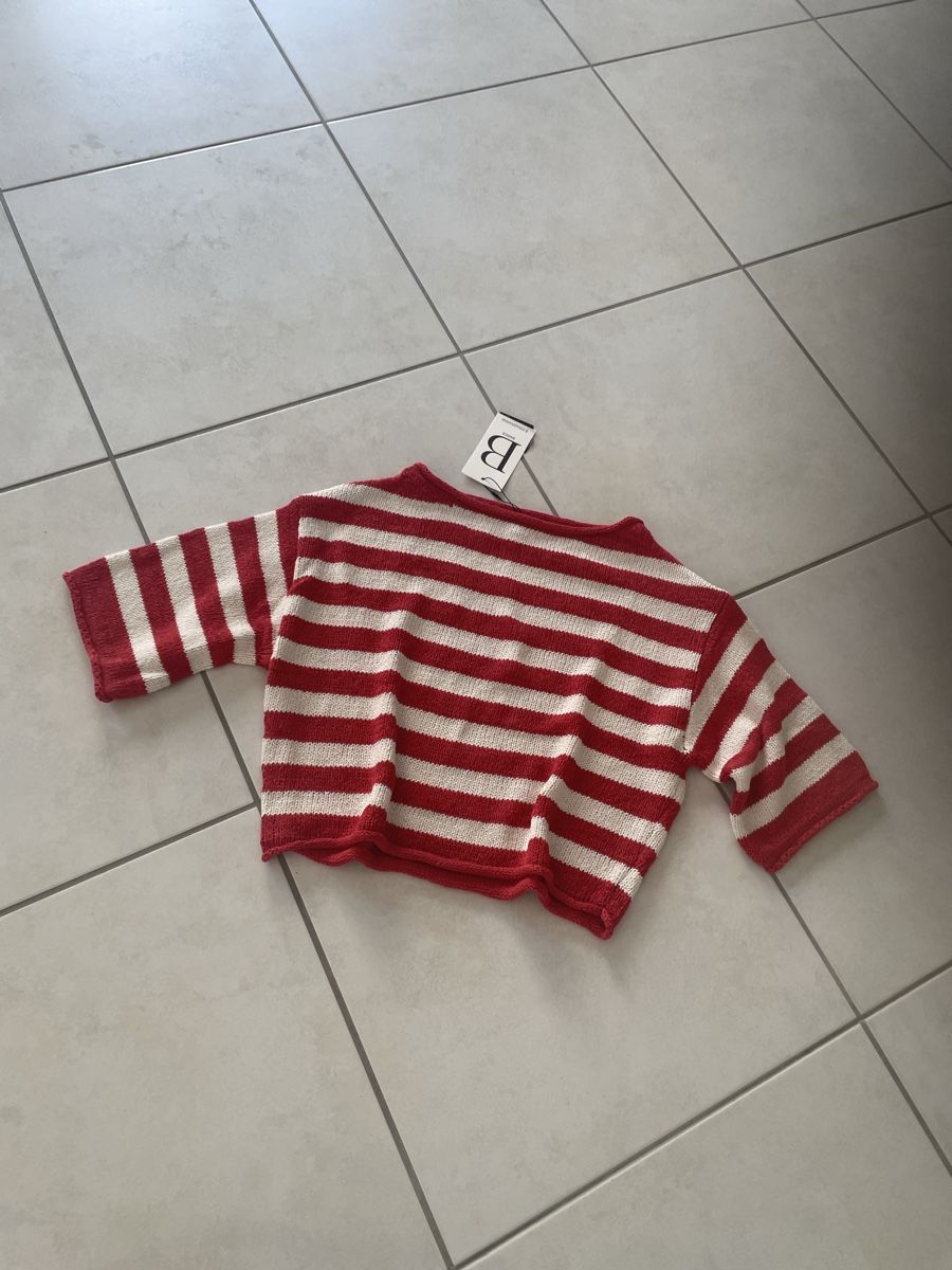 Stradivarius Pulls & Sweat-shirts: Stradivarius Pullover. Gr. S. Mit Etikett  – Neuf avec emballage d'origine à Dübendorf par jlu_r7hz