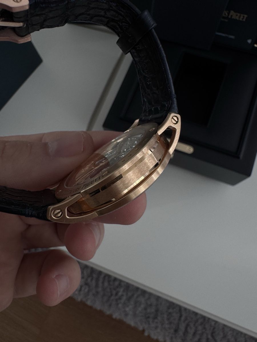 Audemars Piguet Uhren: Audemars Piguet Code 11.59 15210OR.OO.A028CR.01 – Neu (gemäss Beschreibung) aus Zürich von Dr.Patek 5