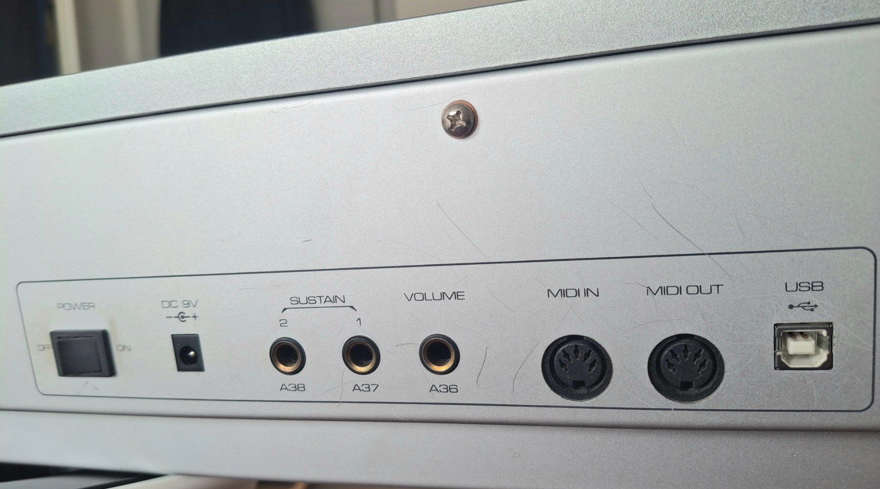 M-Audio Instruments de musique: M-Audio Keystation 88 Pro, Midi-Controller – D'occasion à Laupersdorf par Morlok 4