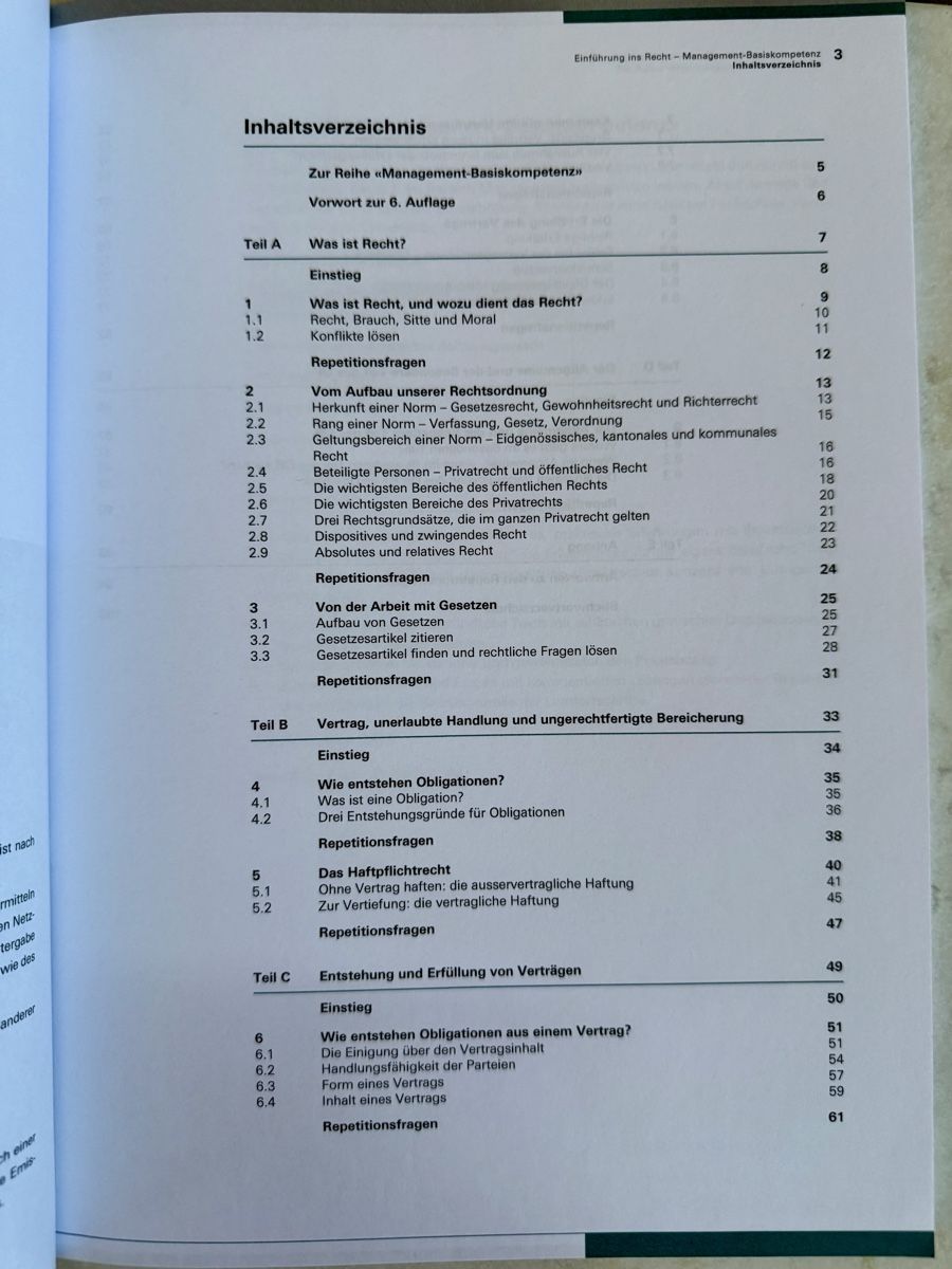 Livres: 2 Rechtsbücher Management-Basiskompetenz compendio – D'occasion à Utzenstorf par Victoria666 3