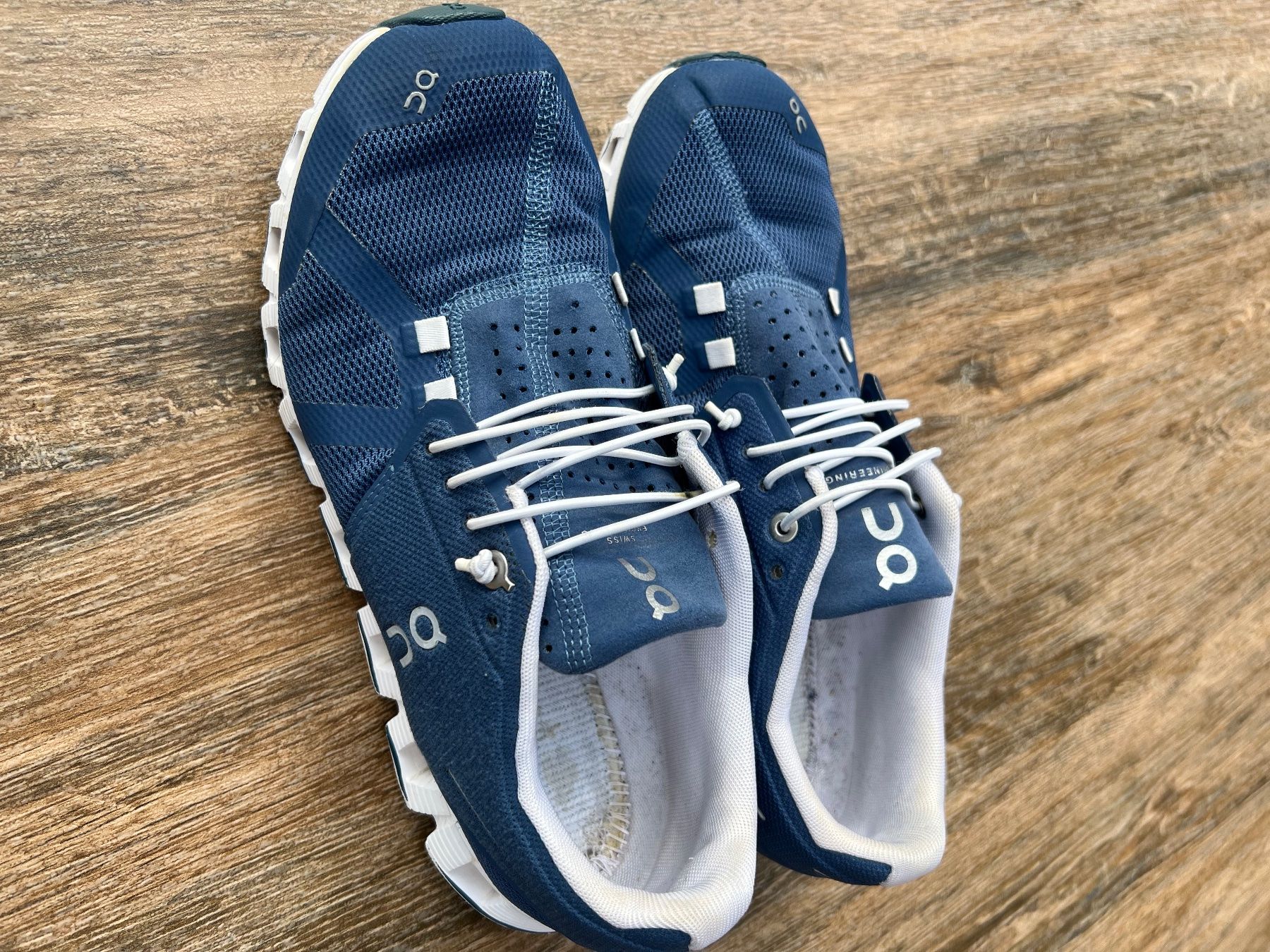 On Scarpe da donna: On Cloud Schuhe EU 40.5 – Usato da Mörel venduto da Emozia 1