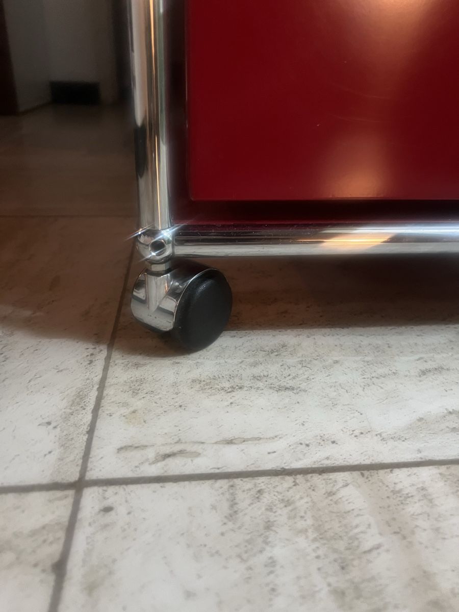 USM Korpus: USM Haller Rollkorpus – Gebraucht aus Bolligen von LaCorsa 4