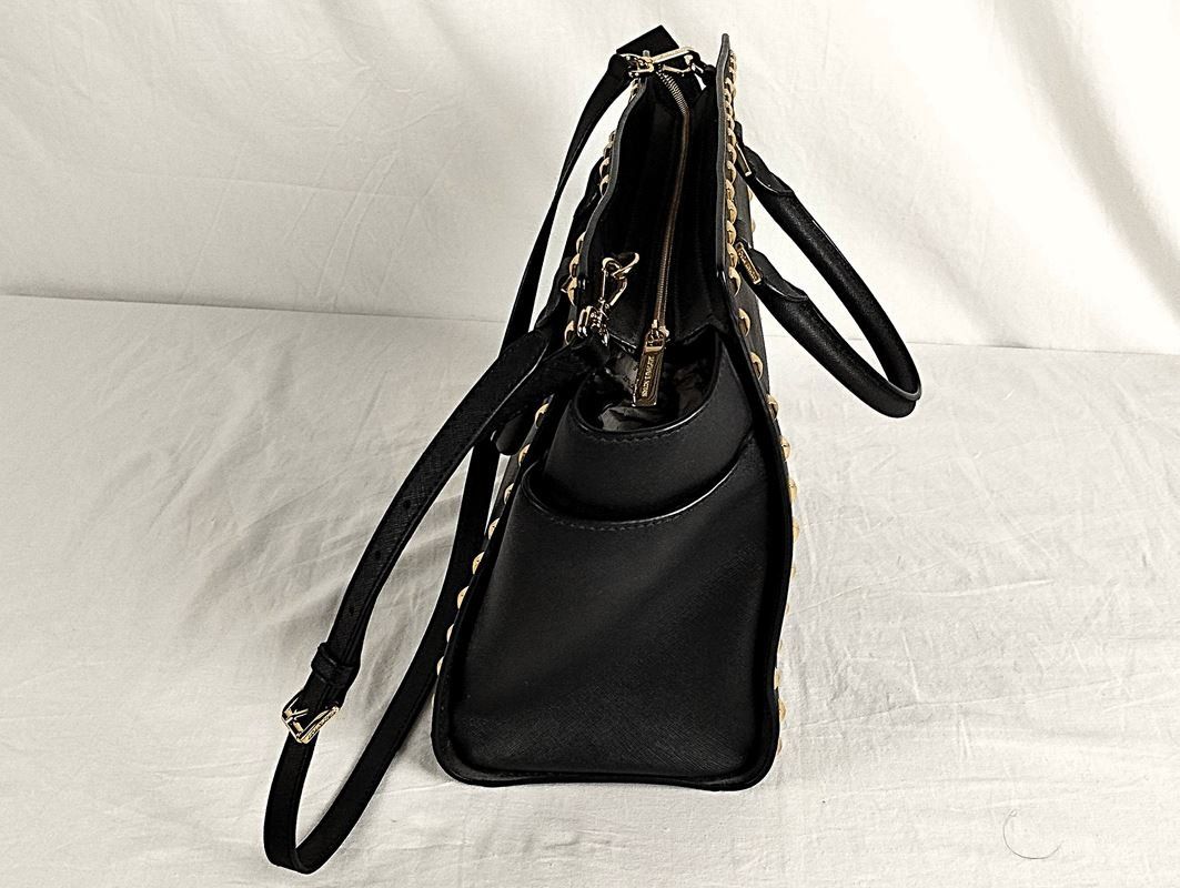 Michael Kors Borse da donna: MICHAEL KORS Handtasche schwarz – Usato da Schübelbach venduto da Restwert_Schubelbach 1