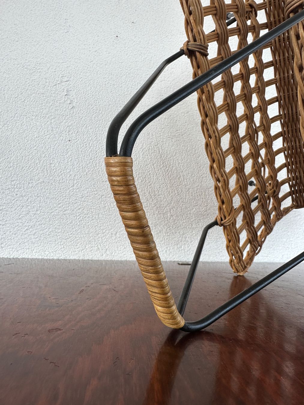 Altro per la casa: Vintage Rattan Zeitungsständer – Usato da Zürich venduto da frauflufelberg 5