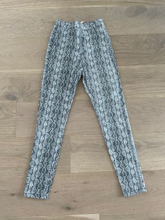 Missguided Jeans mit Muster
