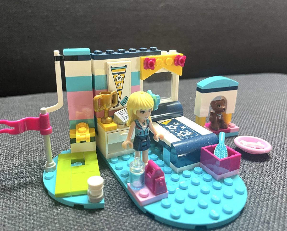Lego Giocattoli: Lego Friends 41328 - Stepanies Zimmer – Usato da Jonschwil venduto da Theswissmiss 1