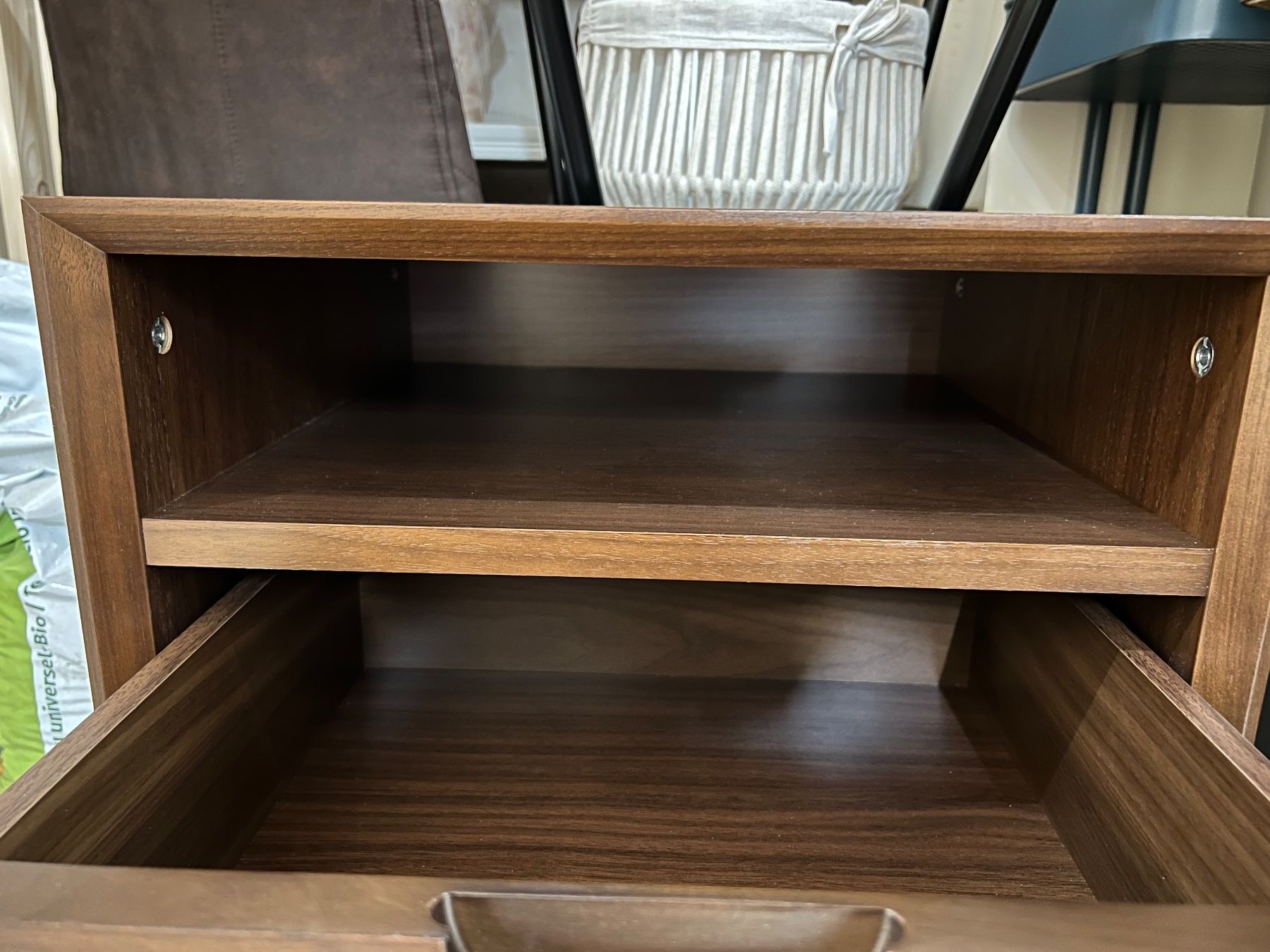 Comodini: Neuwertiger Nachttisch Holz – Nuovo (secondo la descrizione) da Liebefeld venduto da ah_1 8