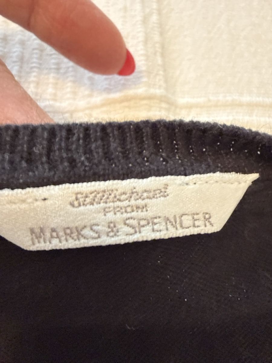Top: Top Marke "Marks & Spencer" Gr. M, SCHWARZ***SCHÖN WARM*** – Usato da Zürich venduto da Ceca52 1