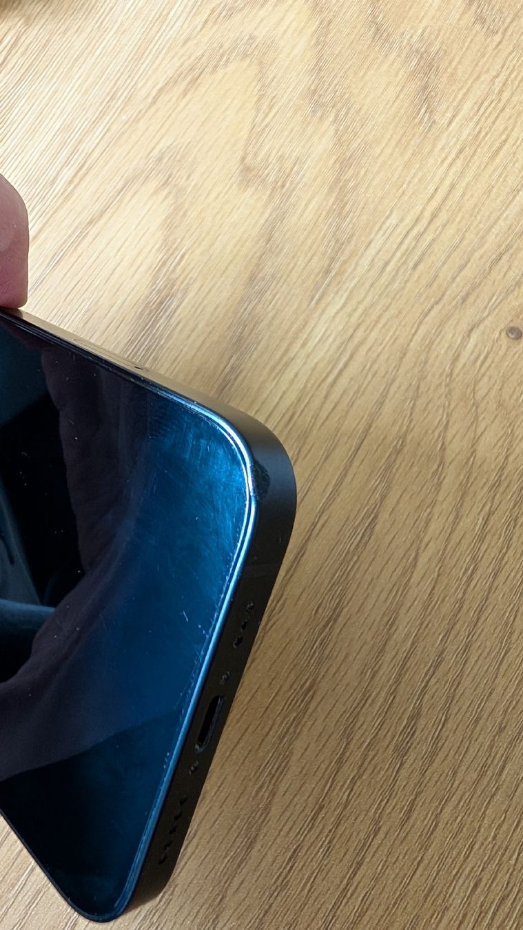 Apple Handys / Smartphones: iPhone 13, midnight schwarz, 256GB – Gebraucht aus Zürich von Baschtii 3