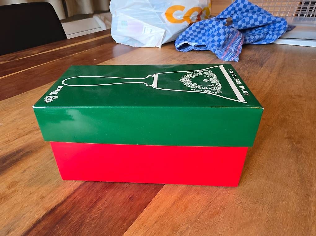 Campanacci mucche: Kristallglocke Royal First Class - Hand Made mit Originalbox – Usato da Waldenburg venduto da tin_c7b8 2