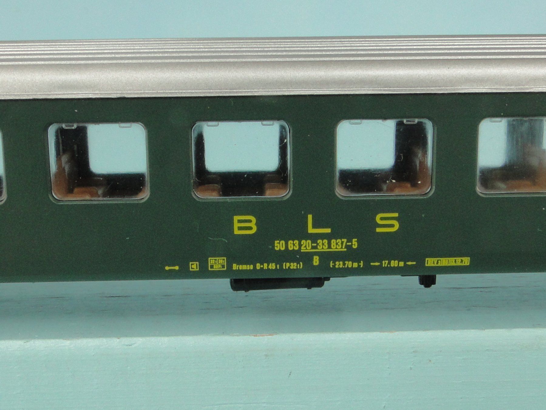 Roco Modellini di ferrovie: Roco 4238B BLS EWII 2 Kl. Kadee kupplung – Usato da Bülach venduto da cann11 2