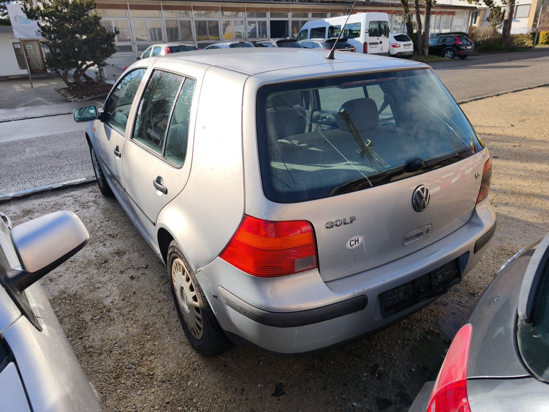 VW Automobili: VW Golf 4 1.8 – Usato da Biel/Bienne venduto da SayaGarage 3