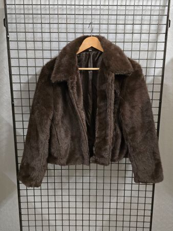 Fake Fur Coat │ Kurze Kunstfell-Jacke │ L