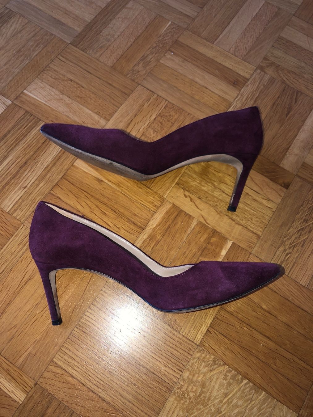 Hugo Boss Scarpe da donna: Pumps Hugo Boss Wildleder Gr 37.5 – Usato da Zug venduto da estarthyme 1