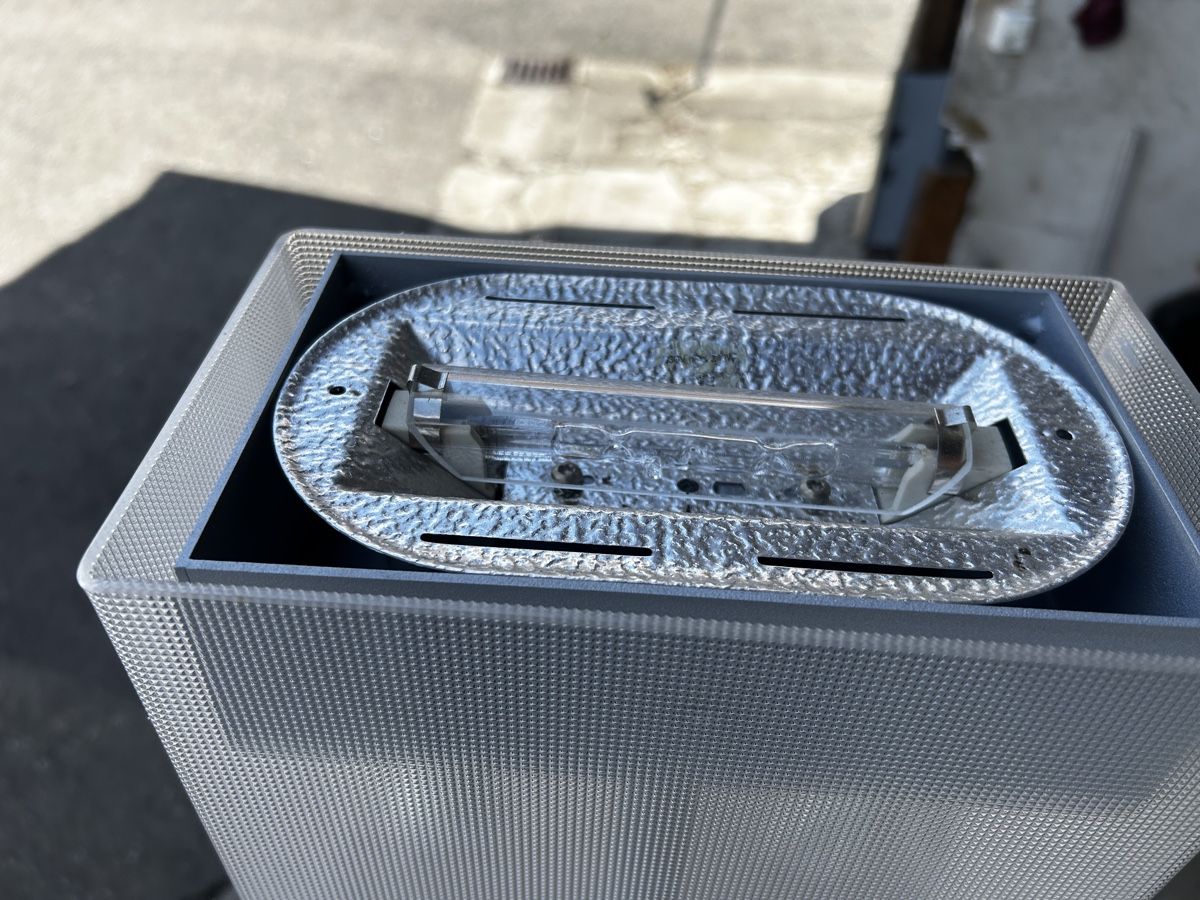 Belux Lampen: Belux Twilight Stehleuchte – Gebraucht aus Zürich von Ratatosk 1