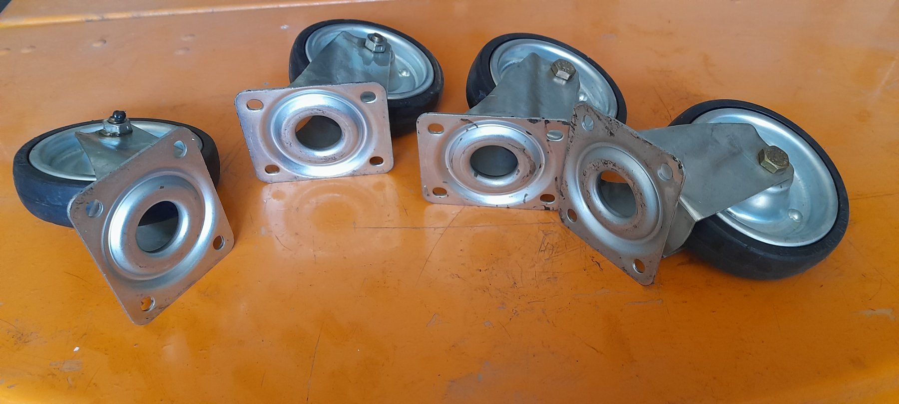 Altro per stoccaggio & trasporto: Lenkrollen  Tragkraft pro Rolle 150kg – Nuovo (secondo la descrizione) da Stetten AG venduto da 19487777