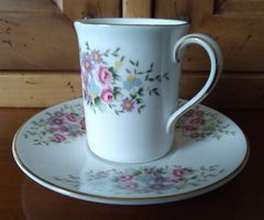 Mokka-Sammeltasse, Royal Doulton England