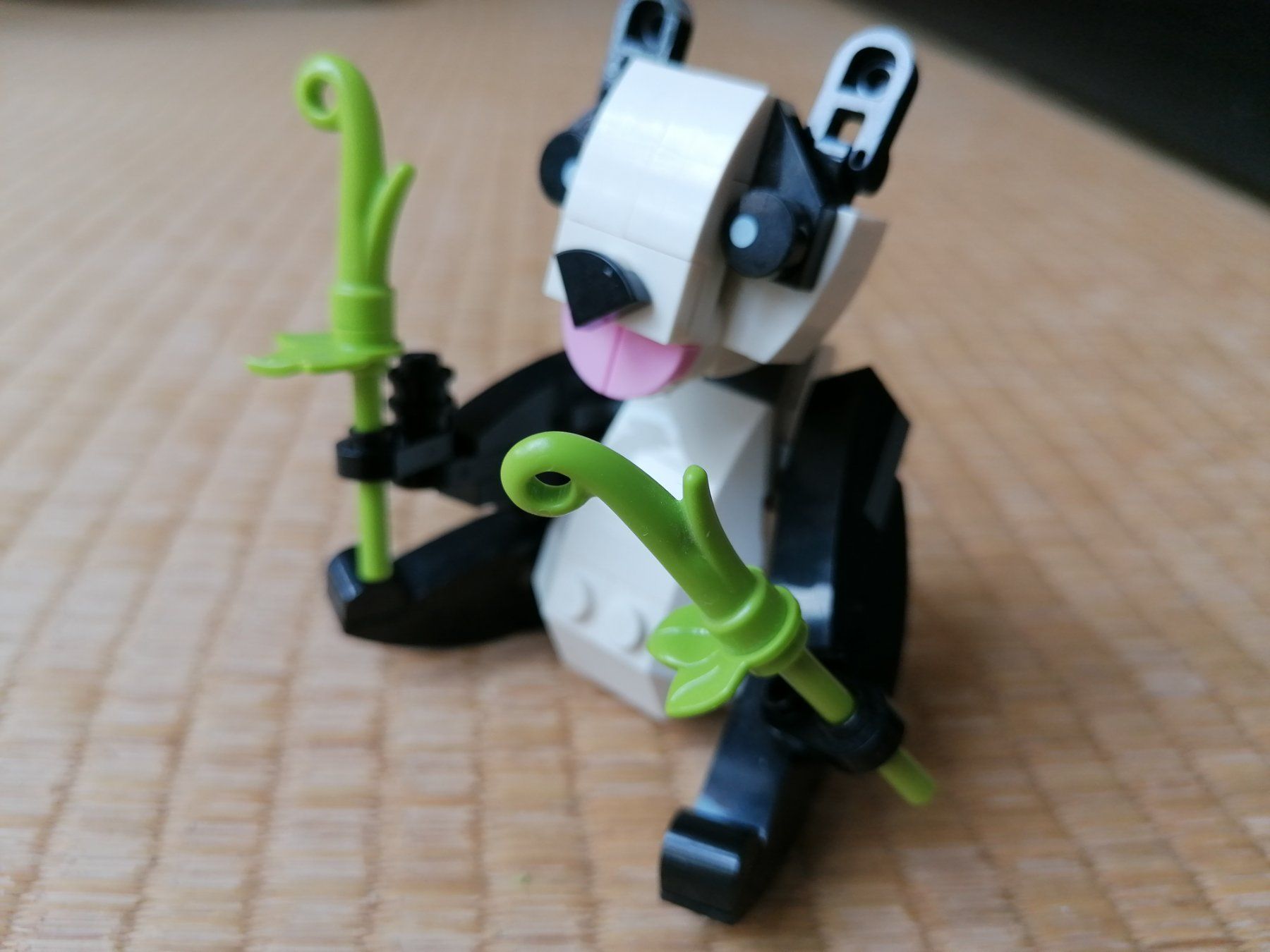 Lego Jeux de construction: LEGO Creator #  PANDA  WWF – D'occasion à LAUSANNE par Ch0937 2