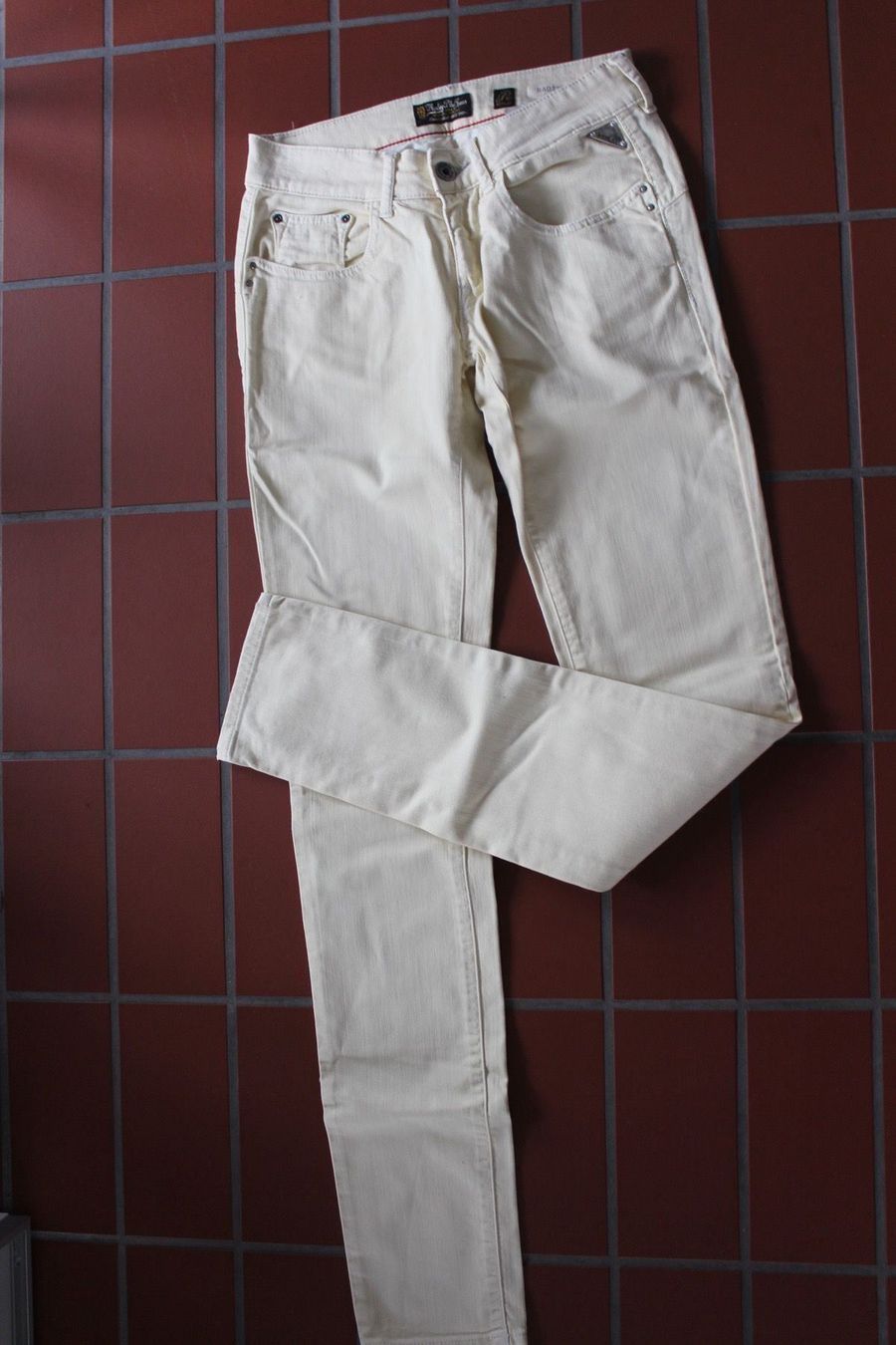 Replay Jeans: Replay Radixes Jeans Gr.26/32 – Gebraucht aus Zürich von JOD213
