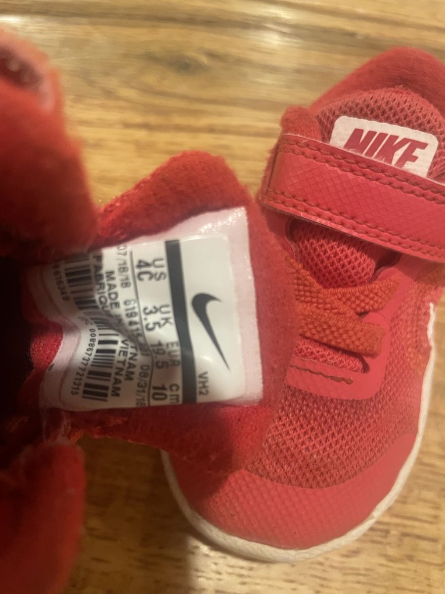 Nike Scarpe per ragazzi: Süsse Nikeschuhe – Usato da Jonen venduto da vik_7rcj 1