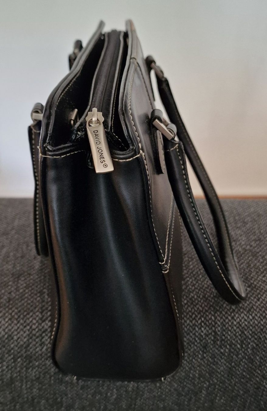 David Jones Borse da donna: Sac à main Vintage "DAVID JONES" – Usato da Genève venduto da Petit-Ange 2