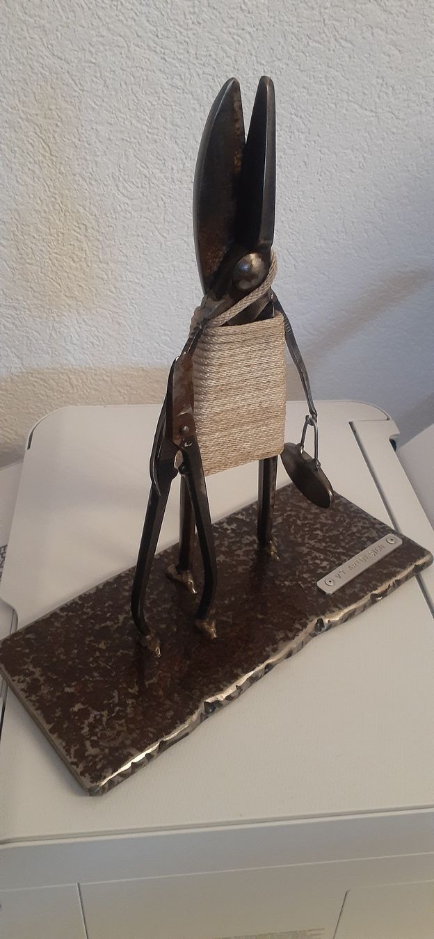 Statuette: Statuette V7Artdesign – Usato da Le Locle venduto da CHEGUA 2